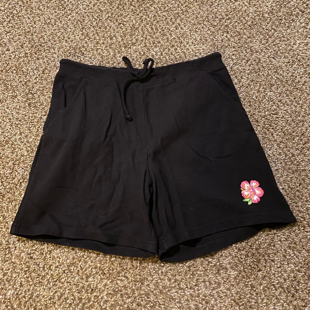 Black shorts. Size S